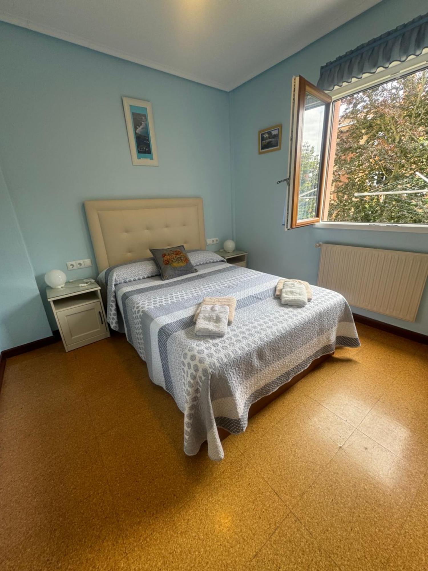 Apartamento En Llanes Con Plaza De Garaje Cubierta Extérieur photo